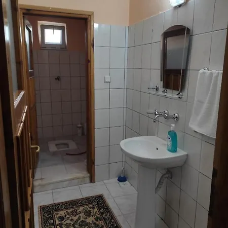 Yener Apart Demre